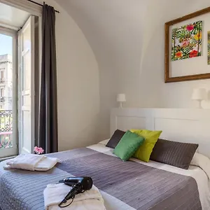 Pensjonat Da Gianni E Lucia With Bathroom In The Center, Katania